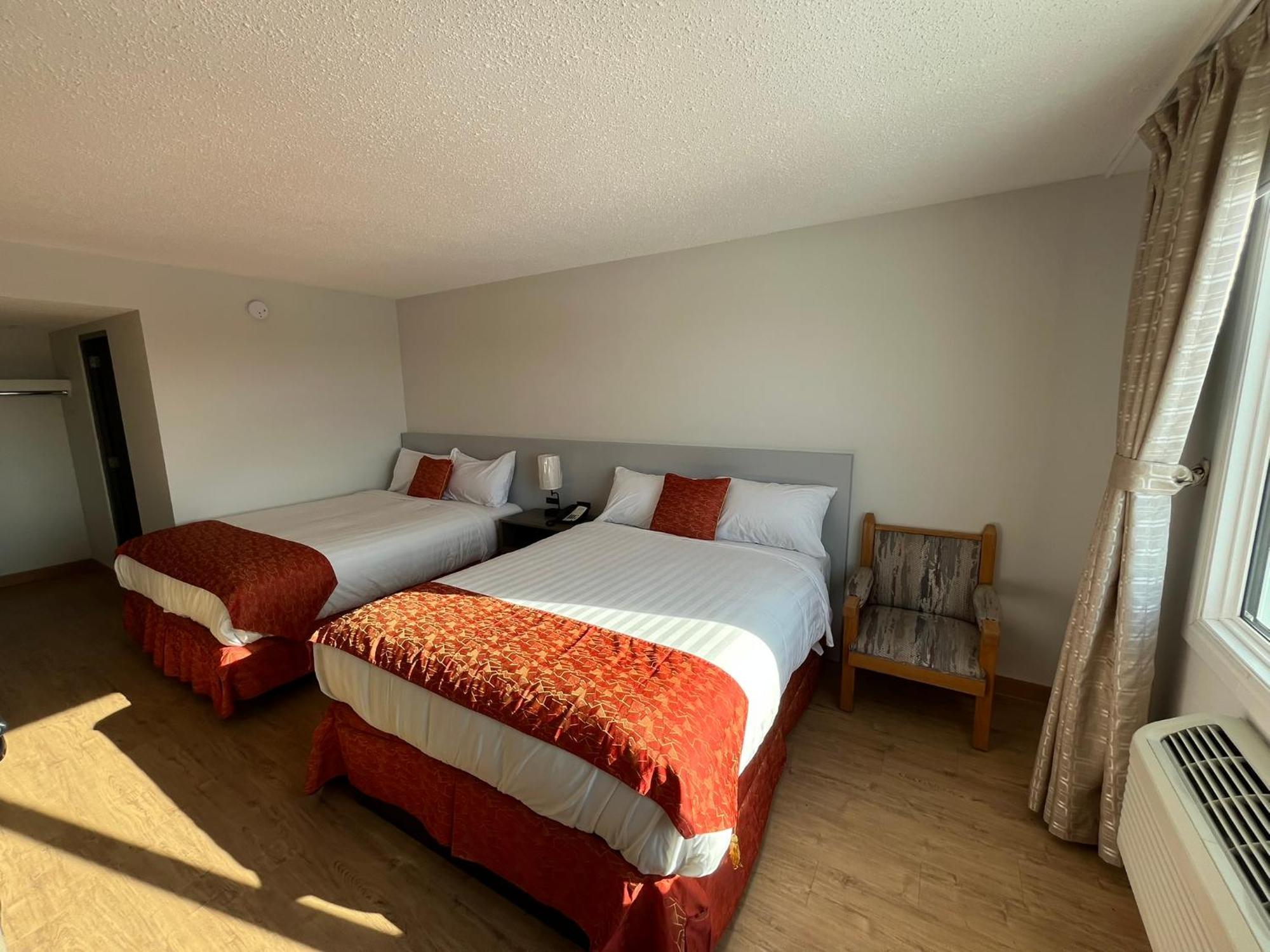 The Lodge Inn Edmonton Exteriör bild